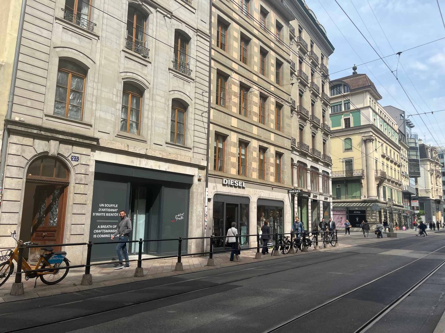 177m² office