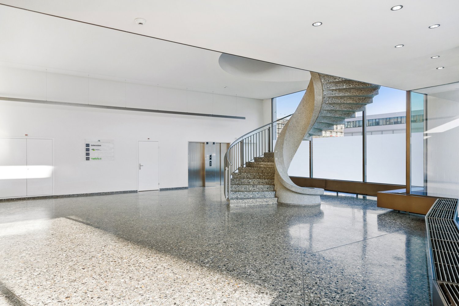 805m² ufficio