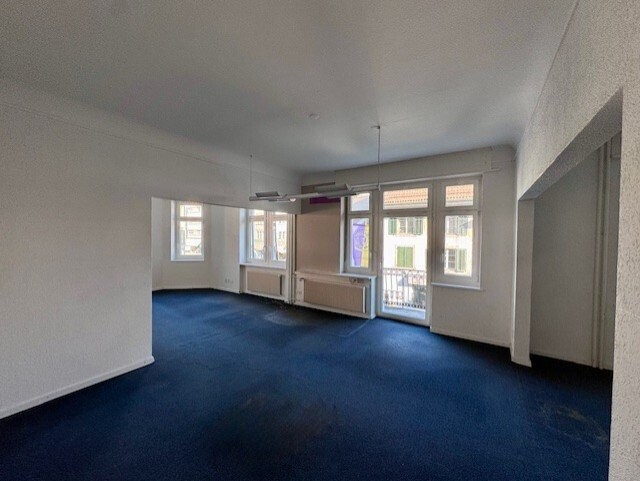 130m² office