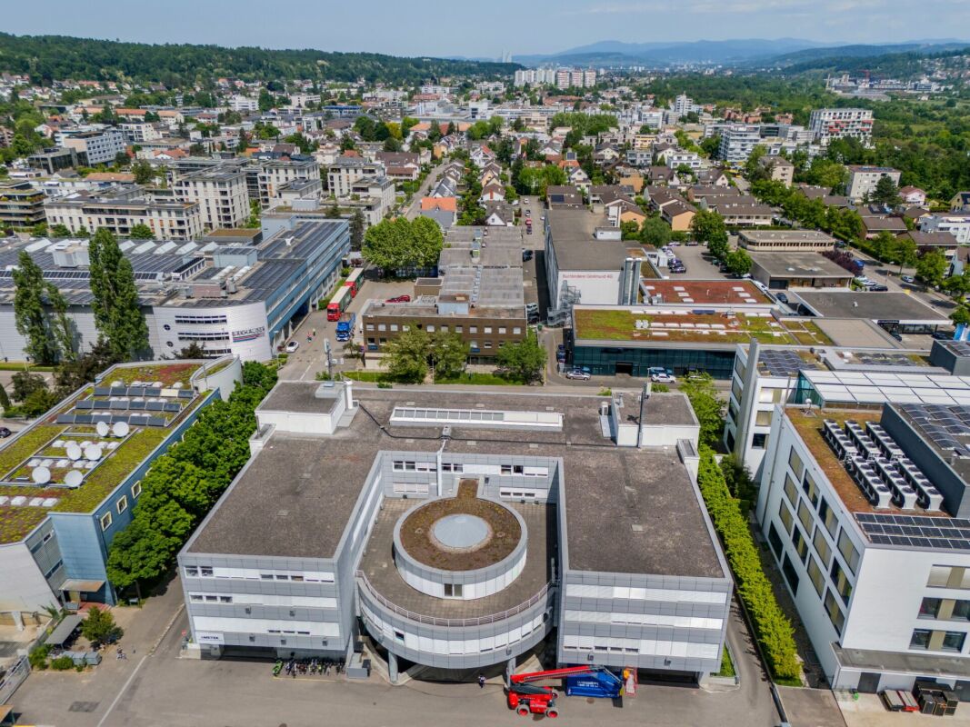 190m² commercial