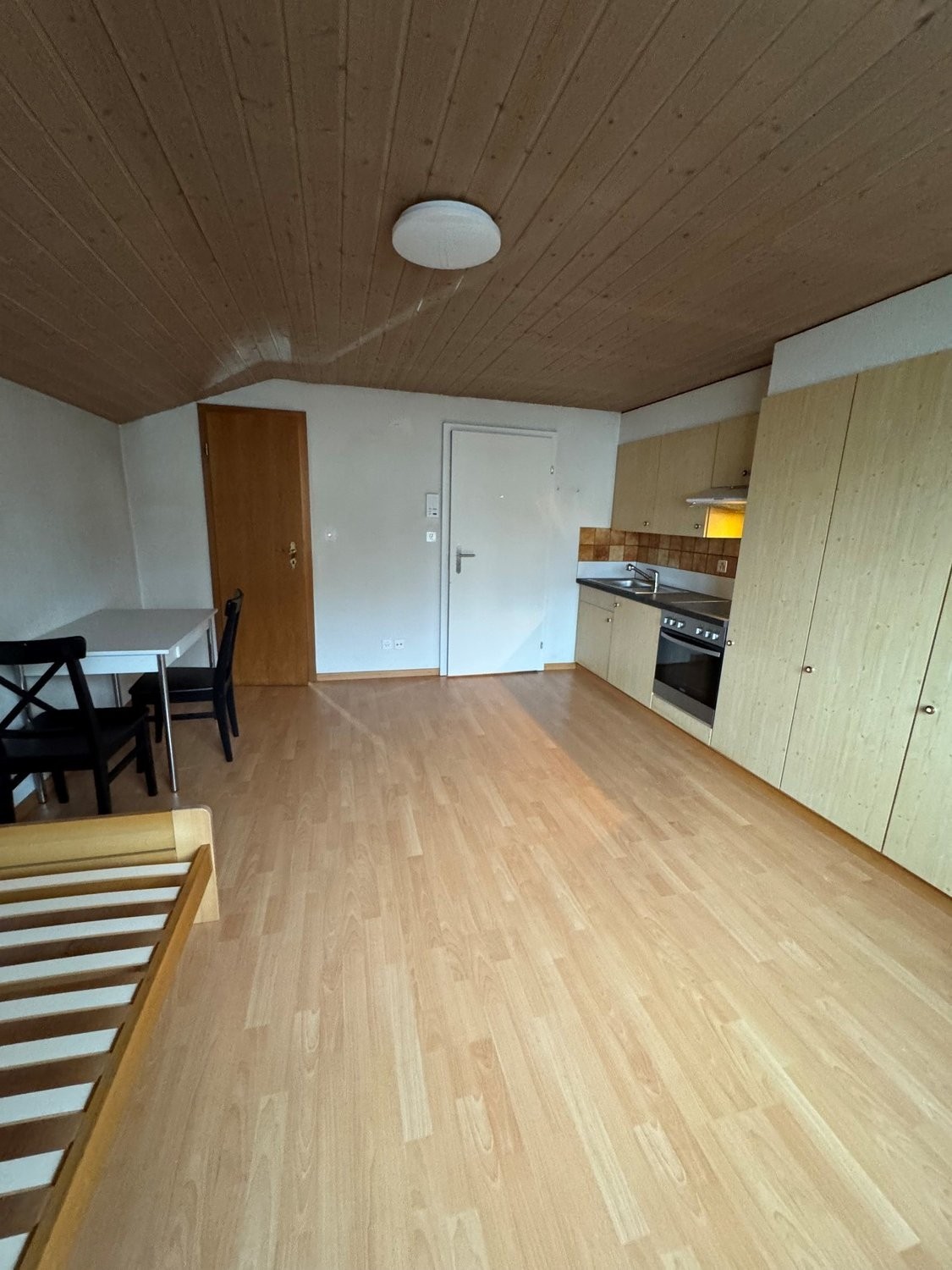 1 room studio