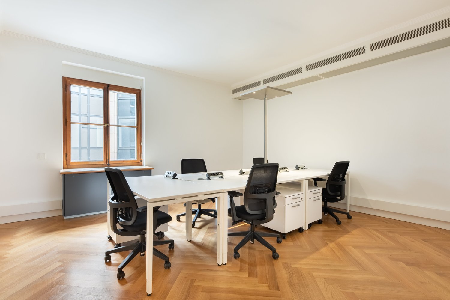 10m² office