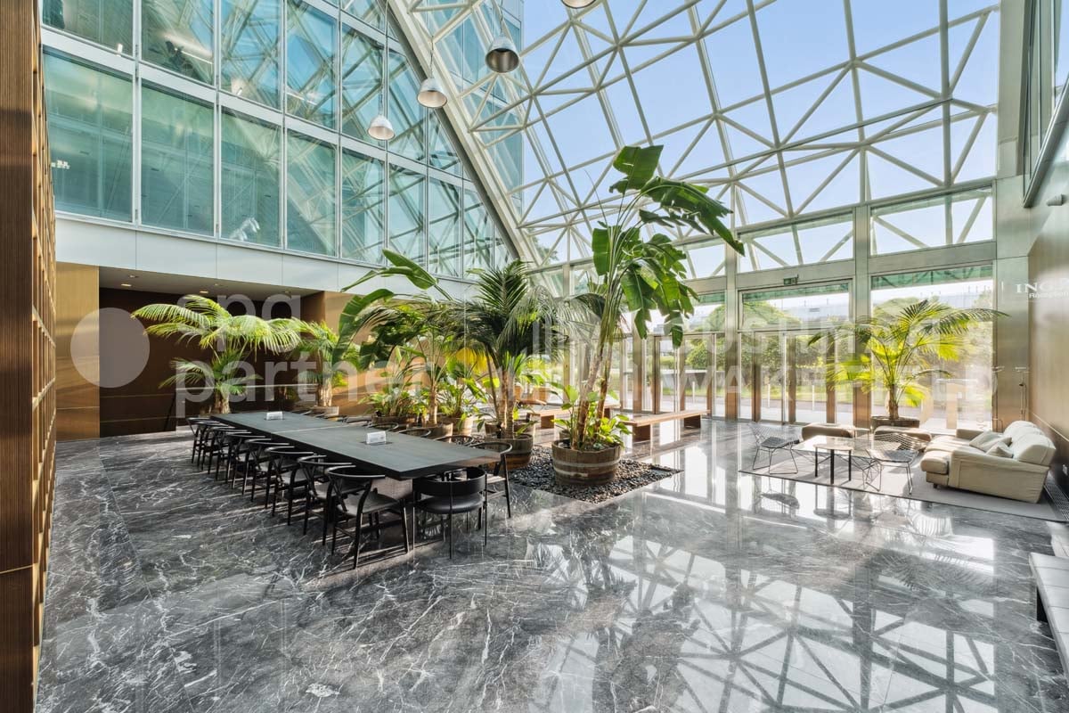 490m² ufficio