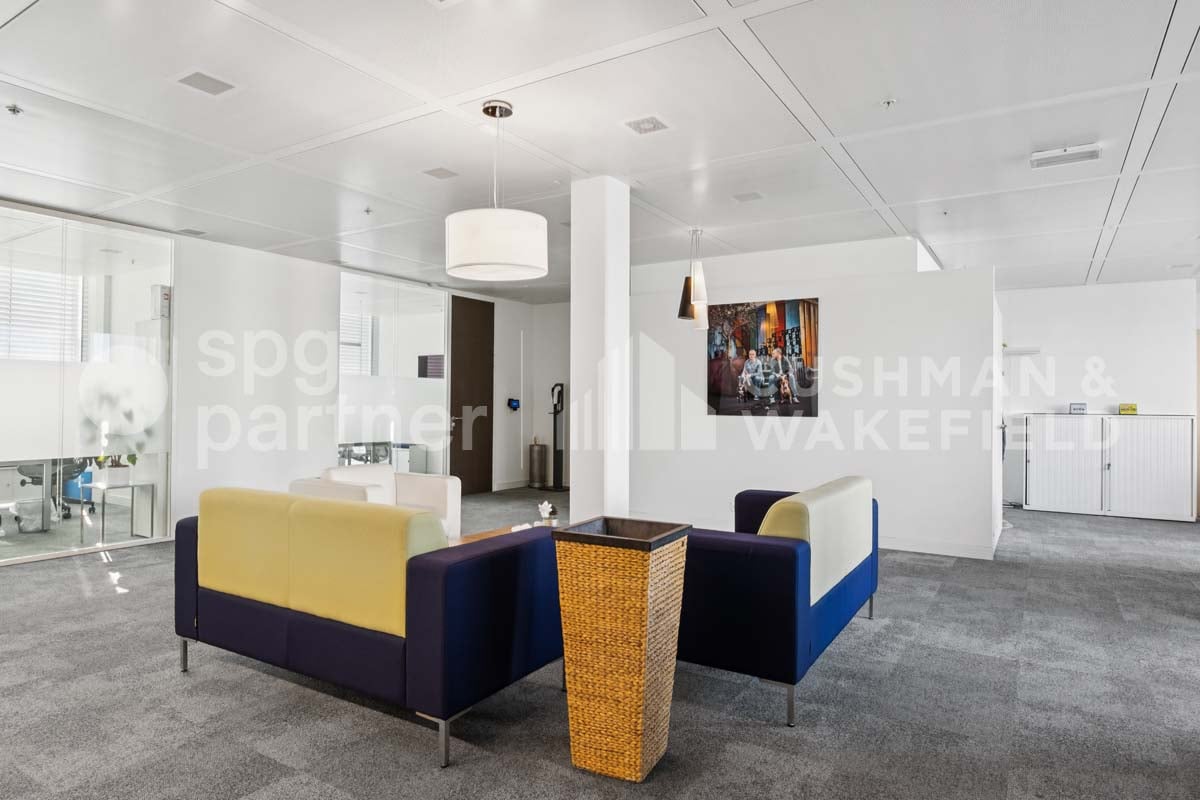 490m² ufficio