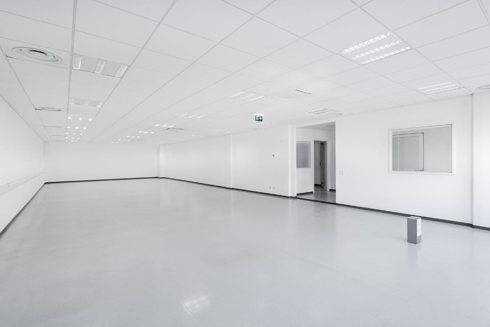 188m² office