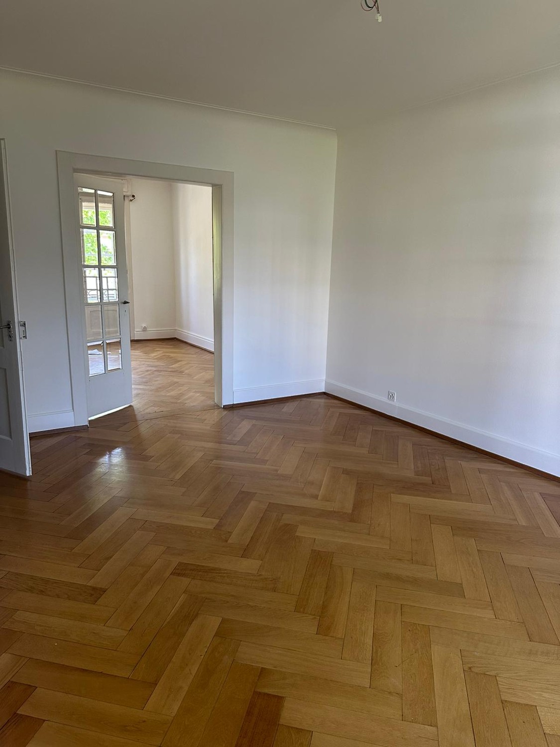 5 rooms apartment