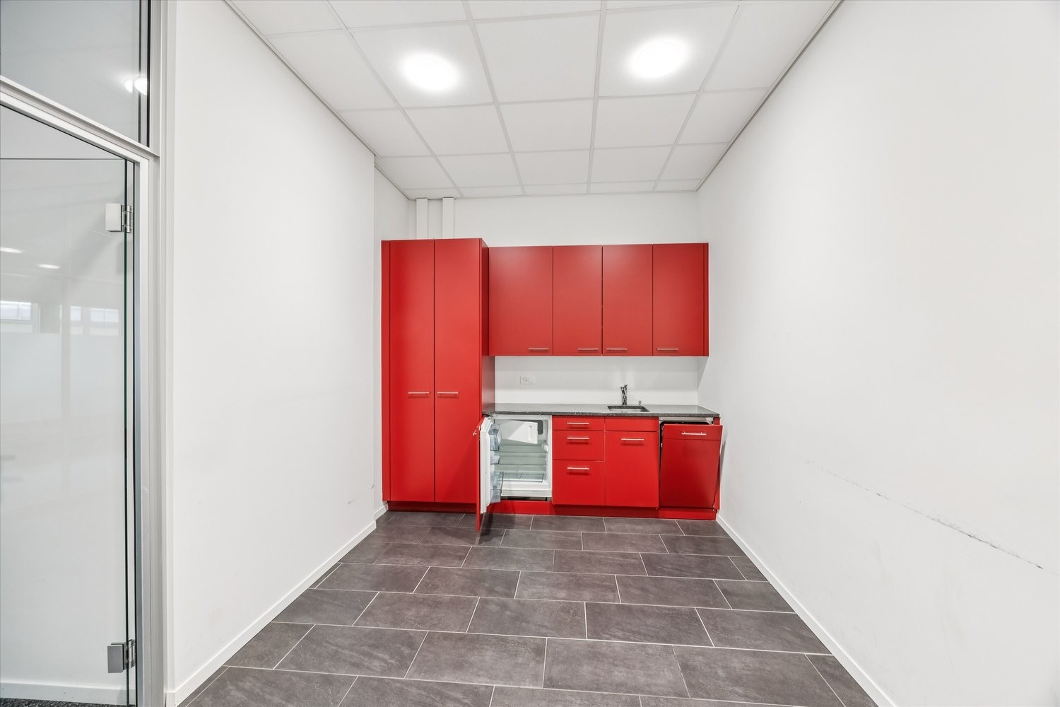 5000m² commercial