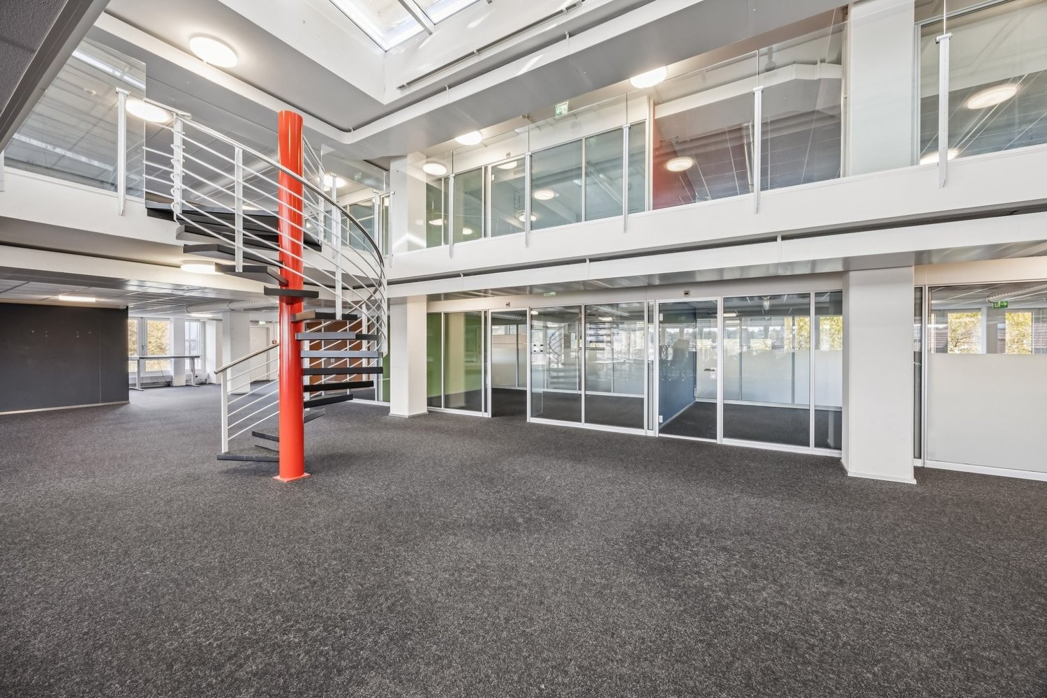 5000m² commercial