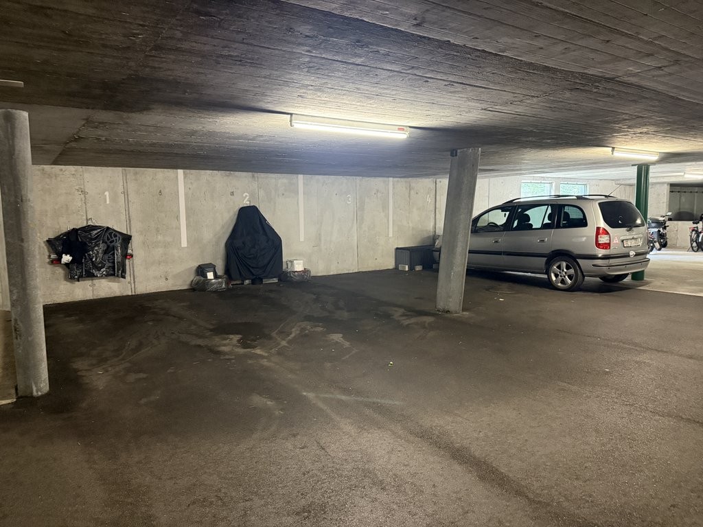 Posto auto in autorimessa