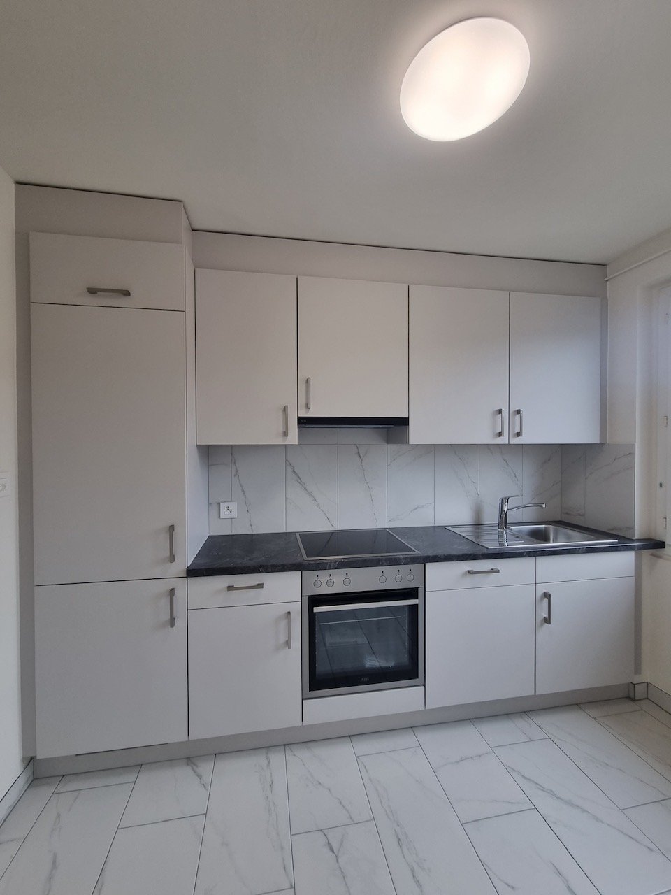 5 rooms apartment