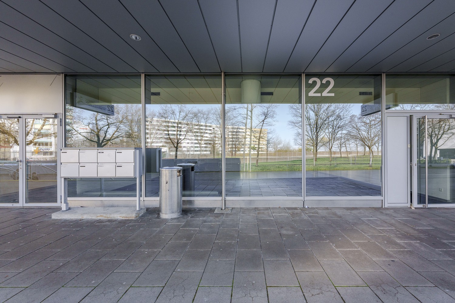107-272m² office
