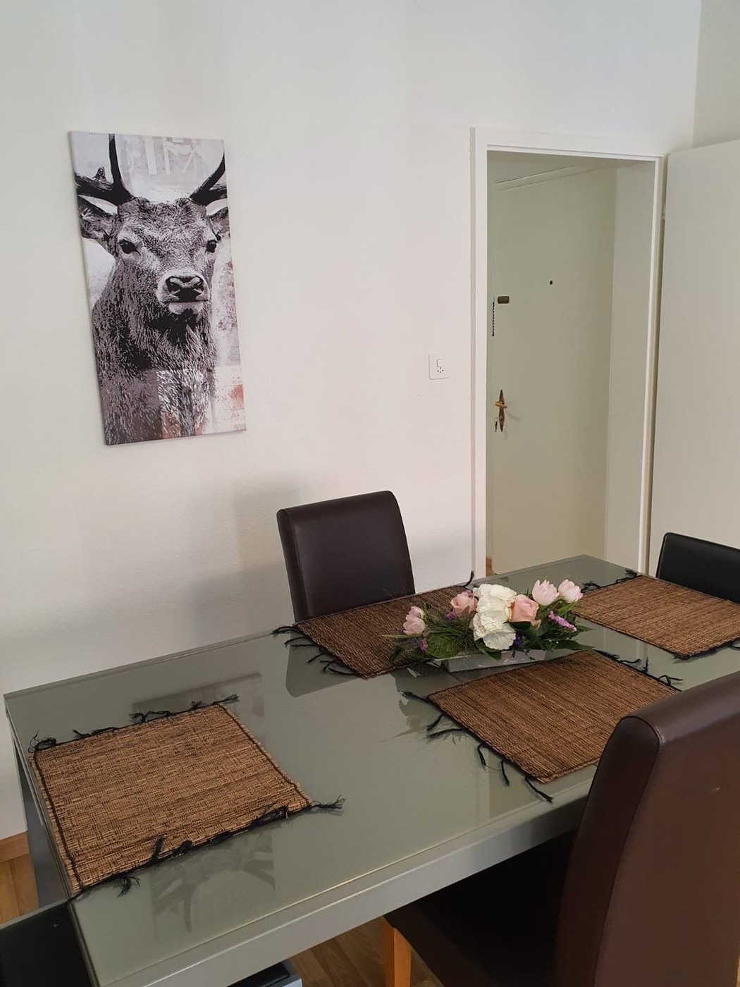 2 ½ Zimmer möblierte Wohnung