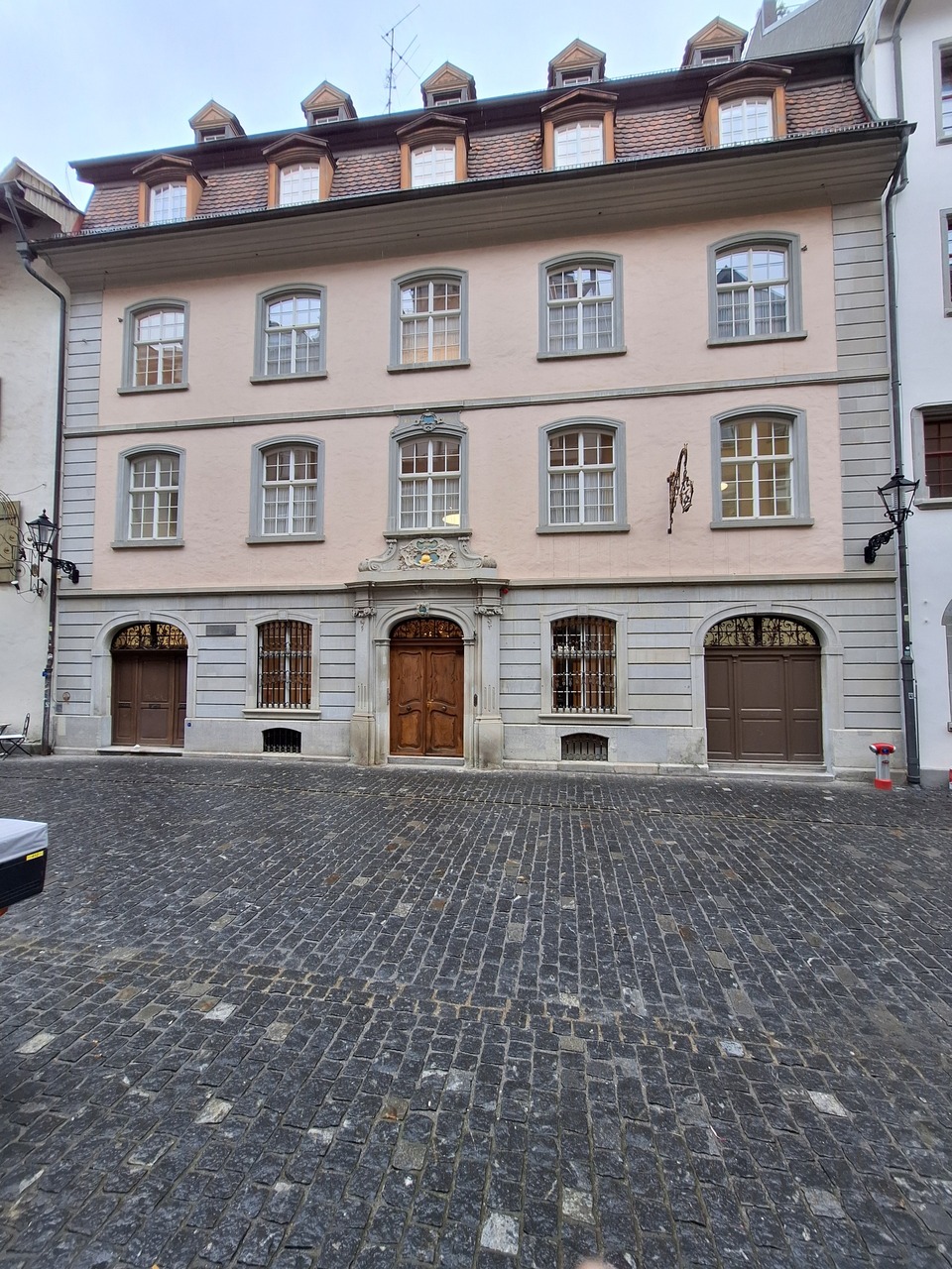155m² coffeehouse