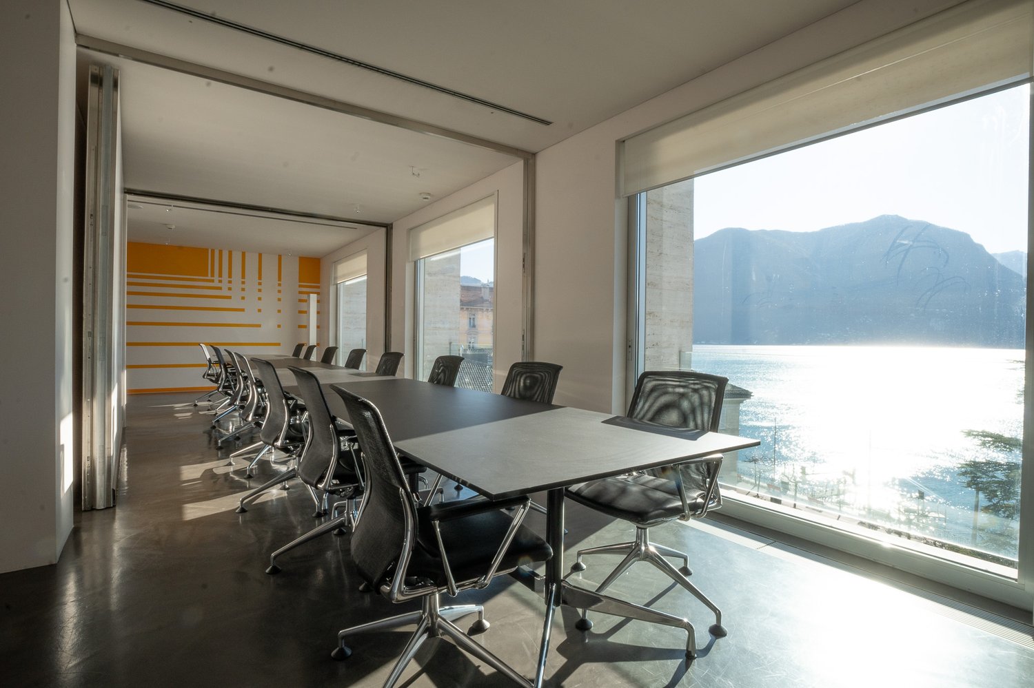 420m² office