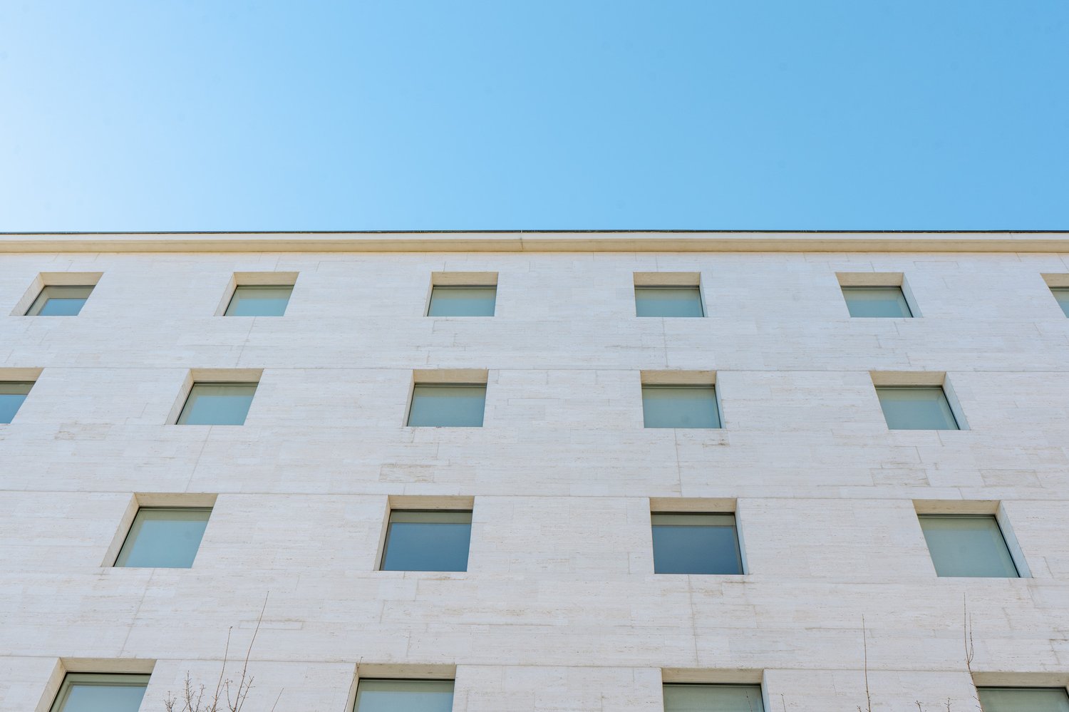 420m² office