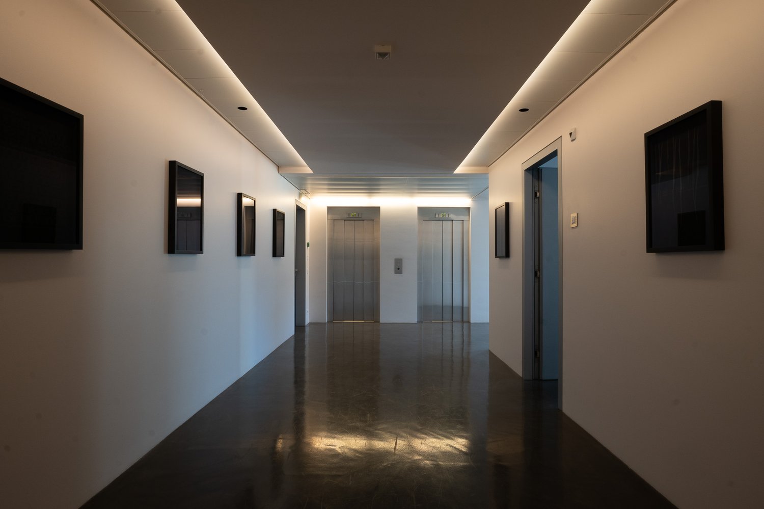 420m² office