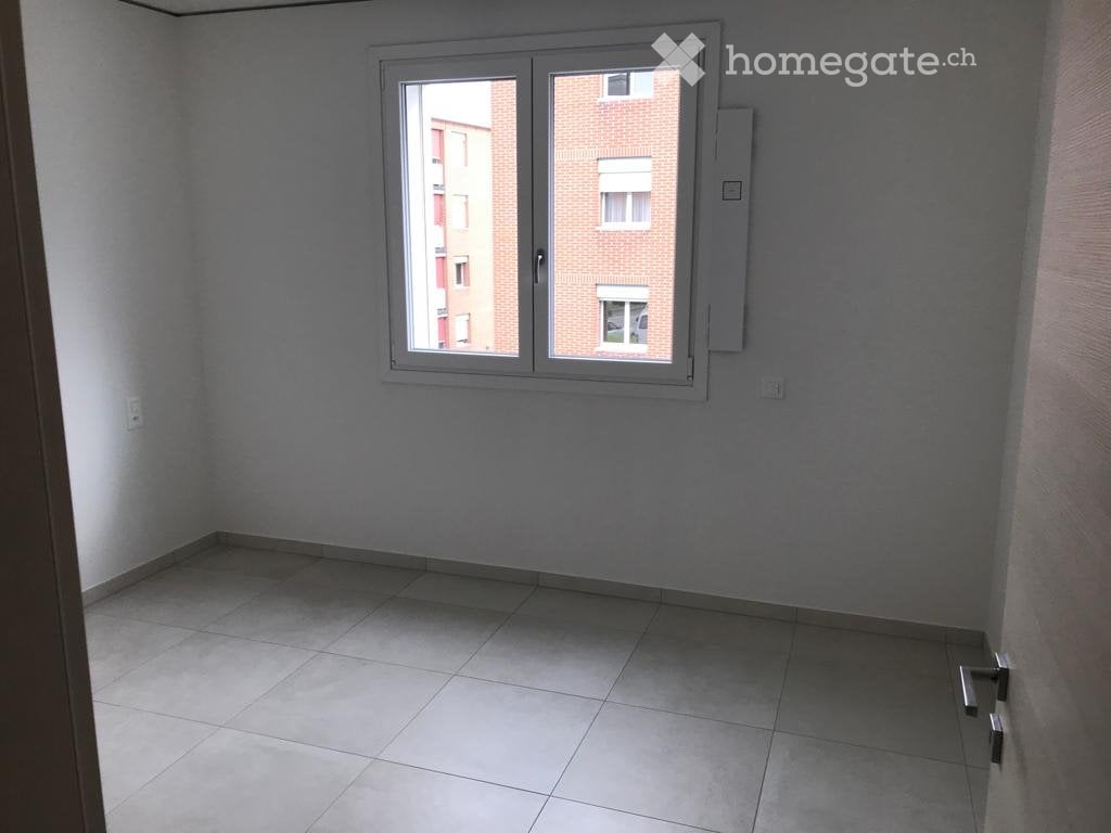 5 rooms apartment