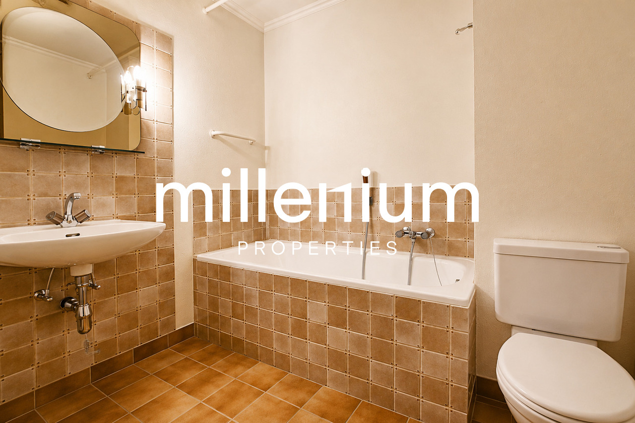 10-Zimmer-Einfamilienhaus