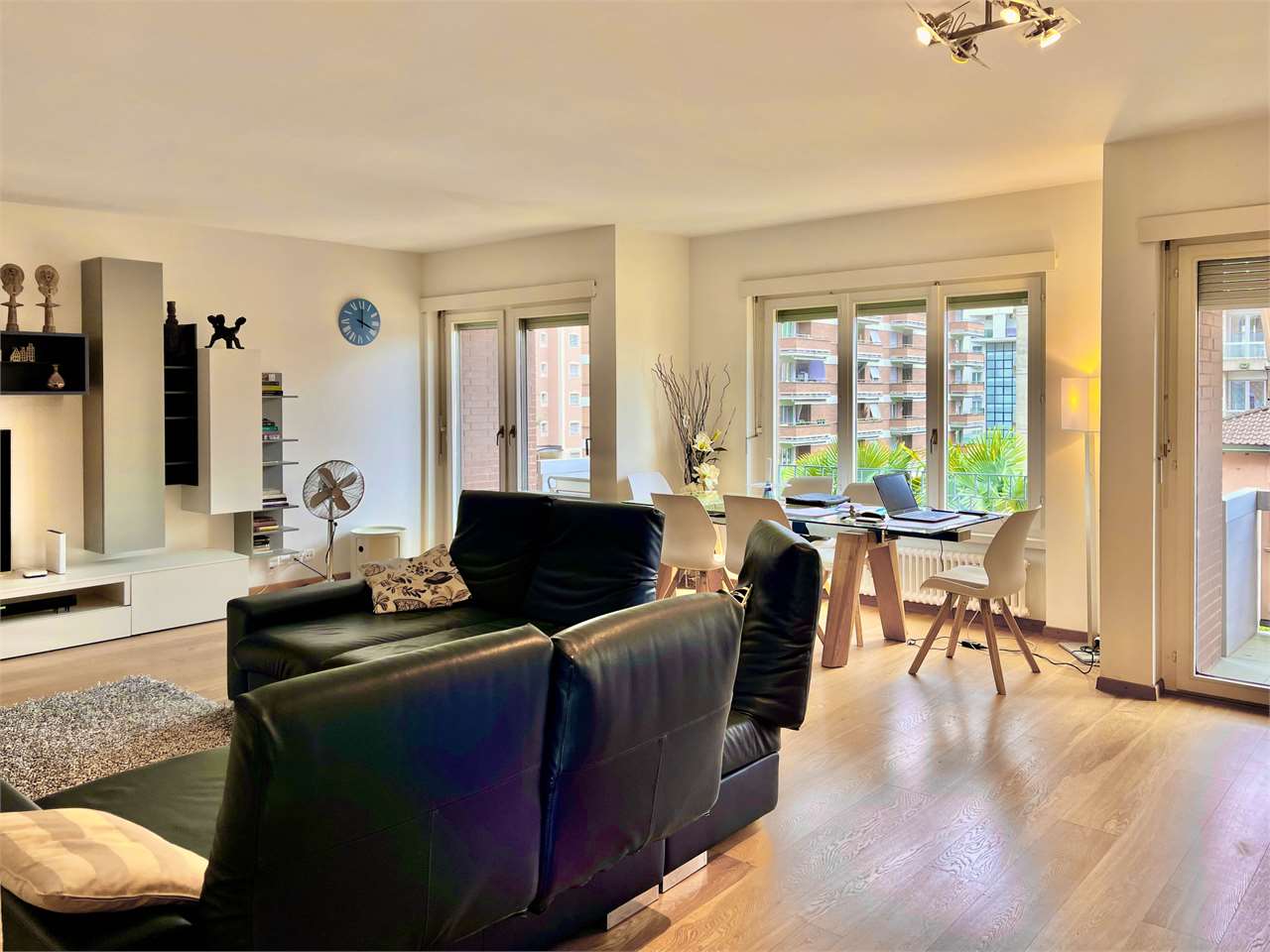 Möblierte 4 ½ Zimmer Wohnung