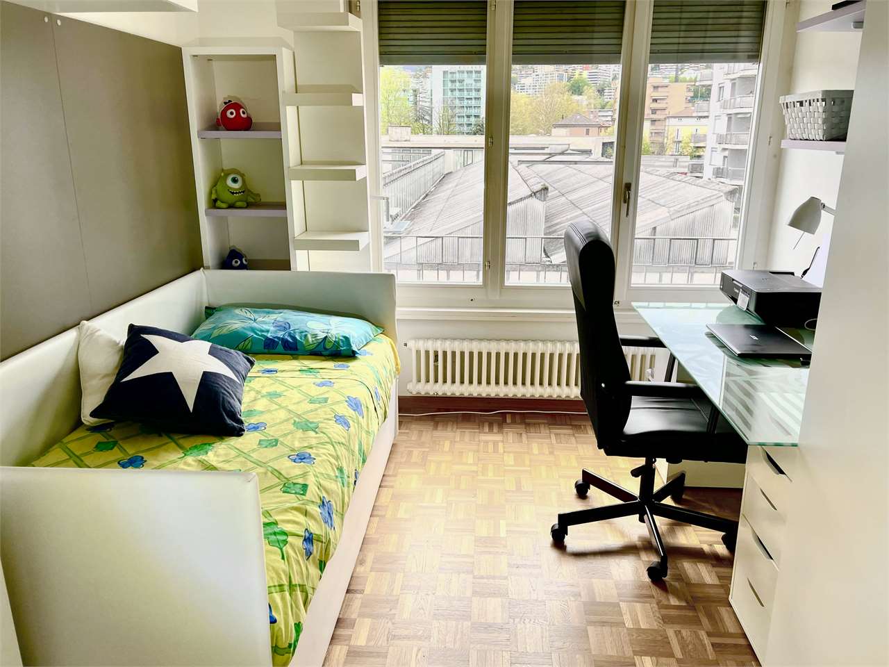 Möblierte 4 ½ Zimmer Wohnung