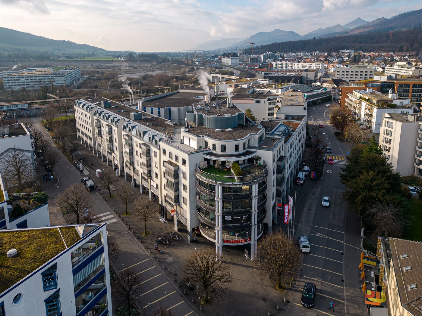 173m² commercial