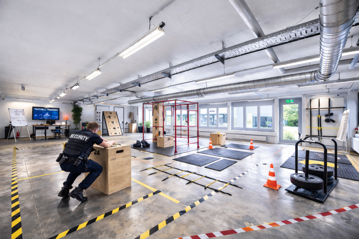 790m² commercial