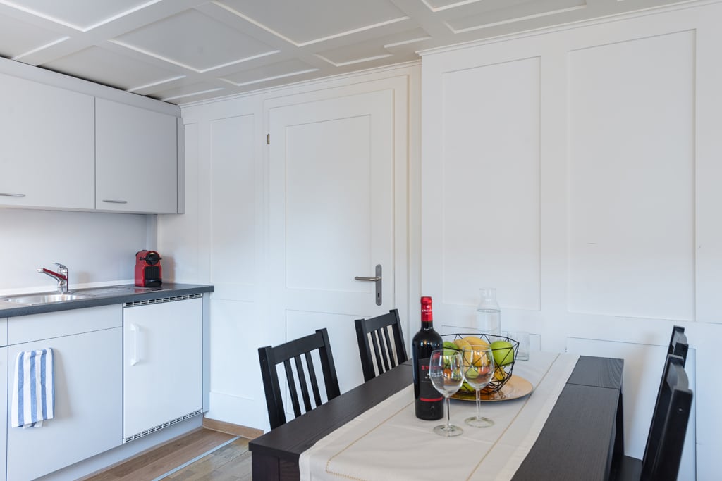 1 room furnished flat