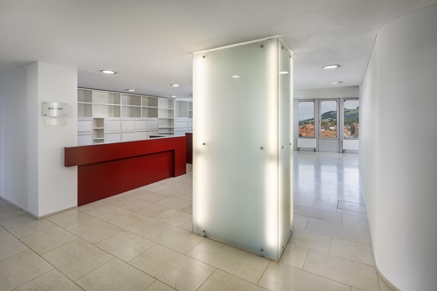 385m² commercial