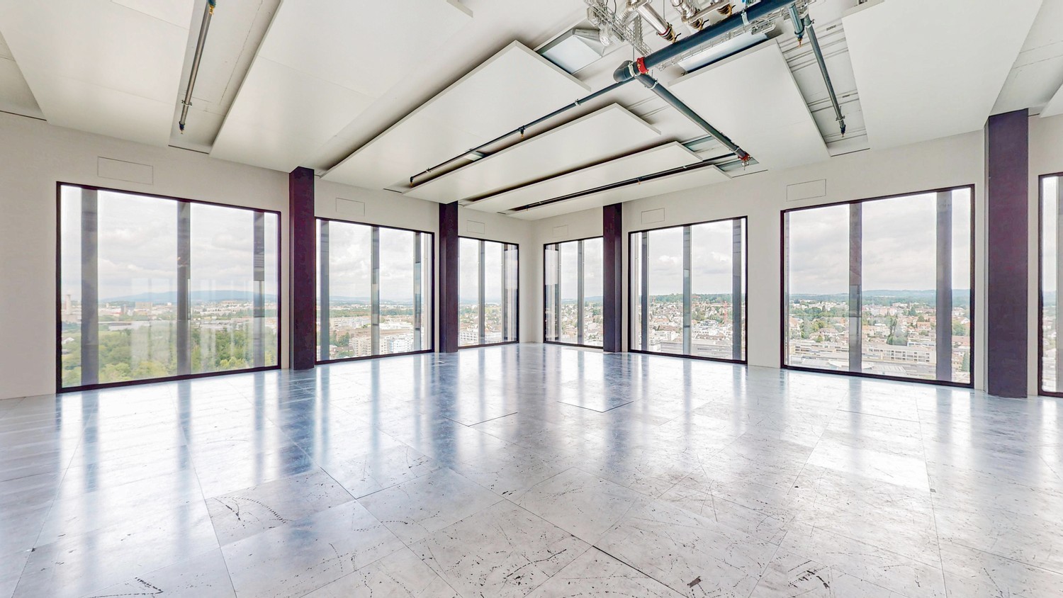 1456m² de bureaux