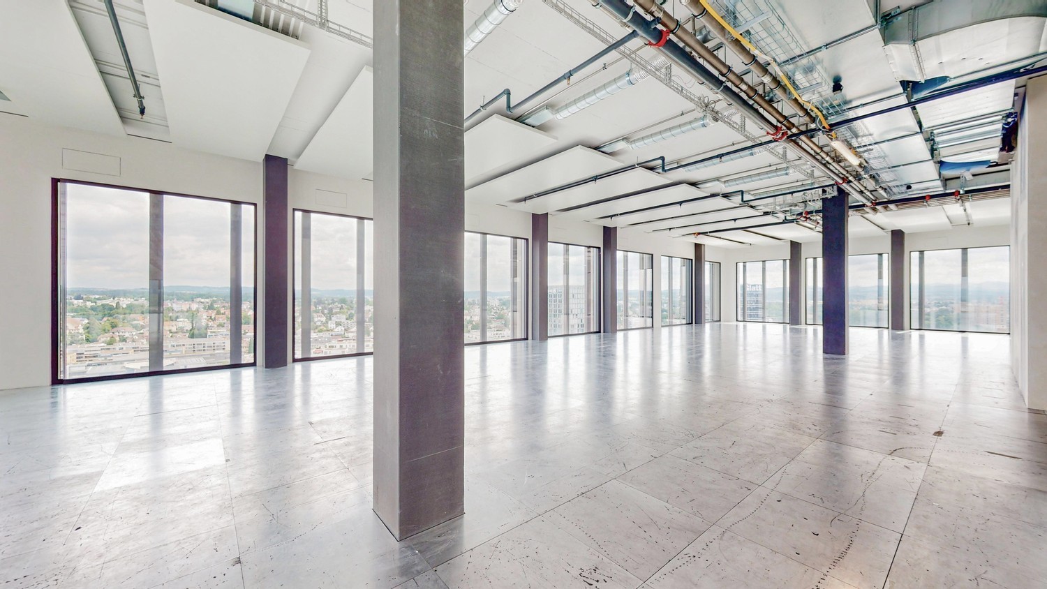 1456m² de bureaux