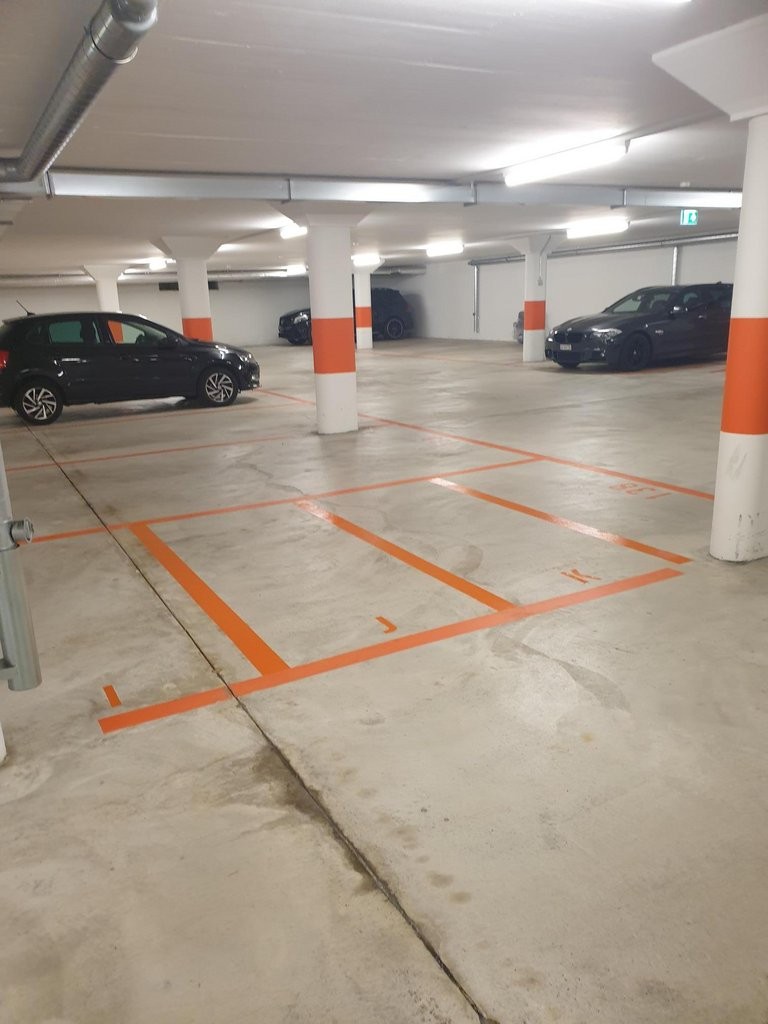 Parcheggio per biciclette coperto