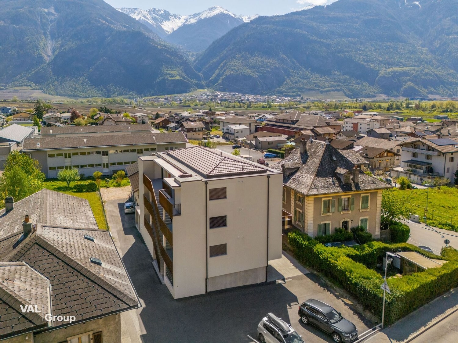 Mehrfamilienhaus
