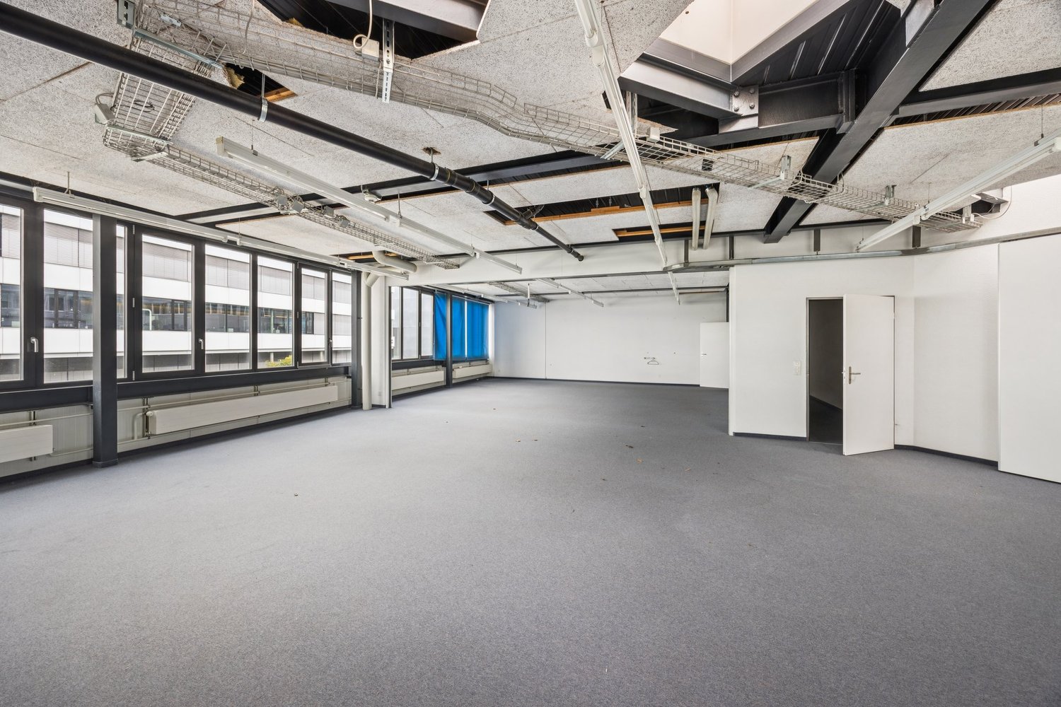 410m² commerciale