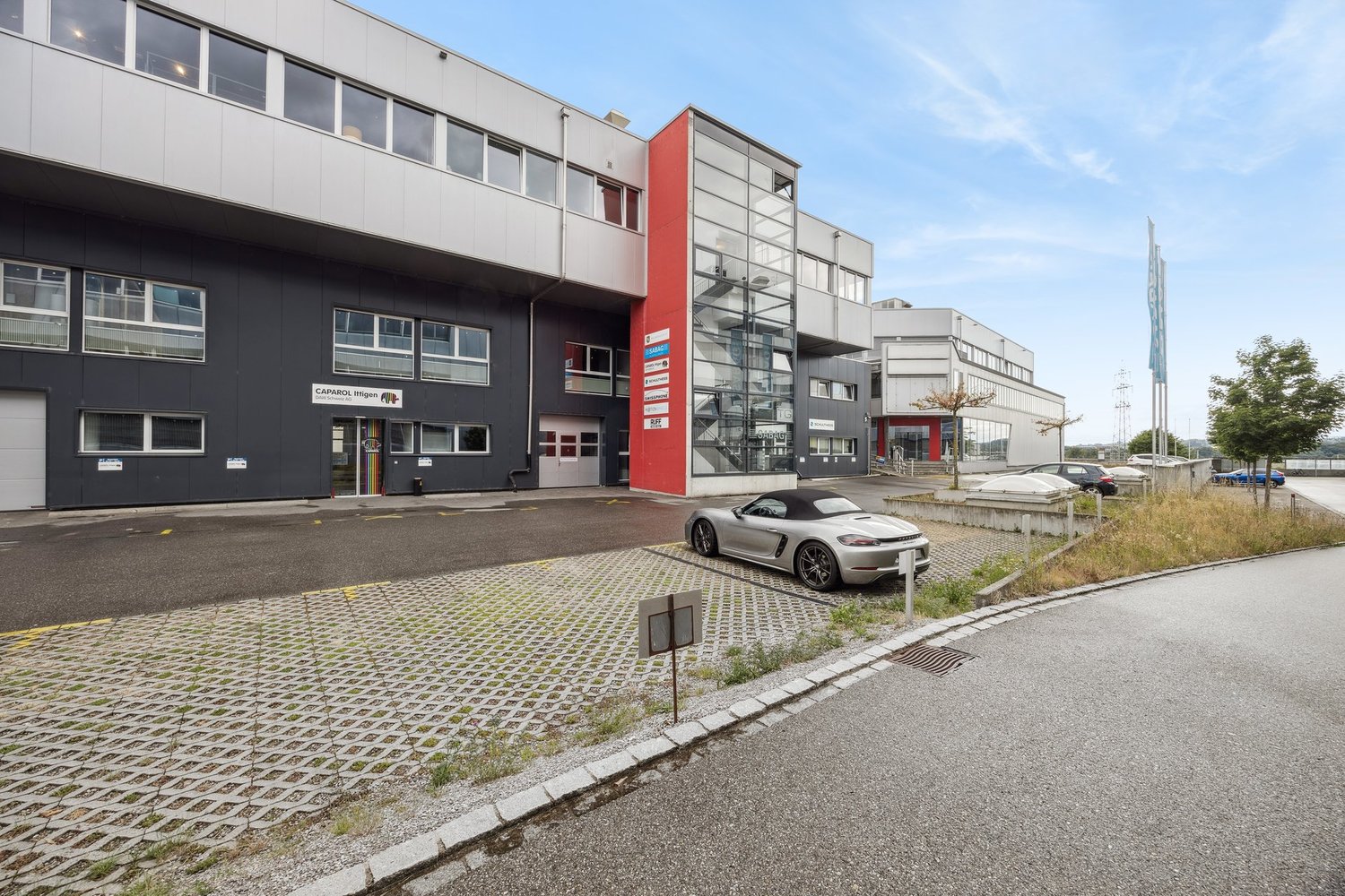 410m² commerciale
