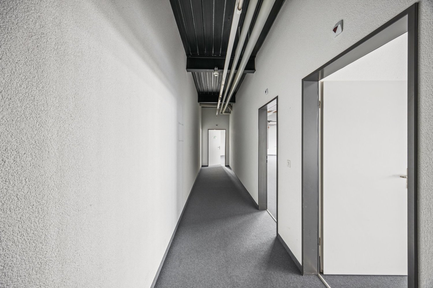410m² commerciale