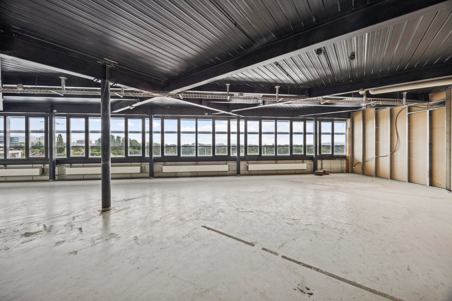 410m² commerciale