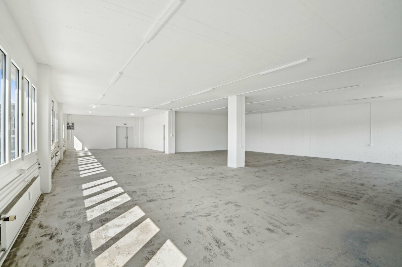 194m² commercial