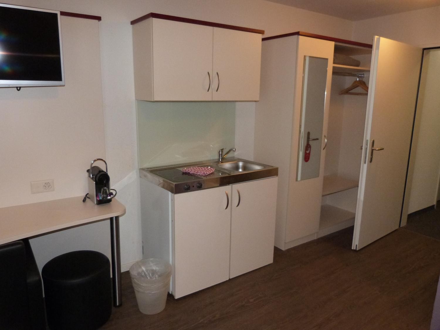 1 room apartment