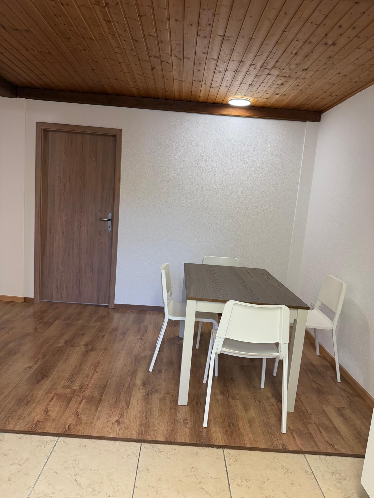 1 room single room