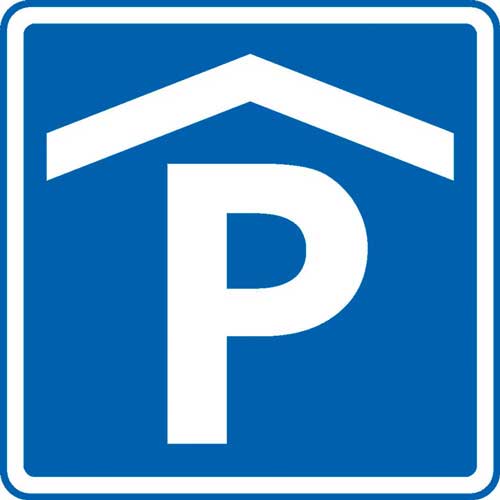 Überdachter Parkplatz