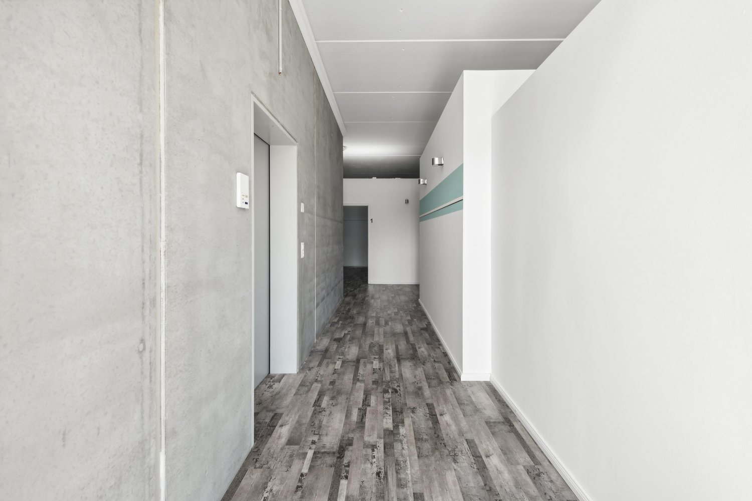 99m² office