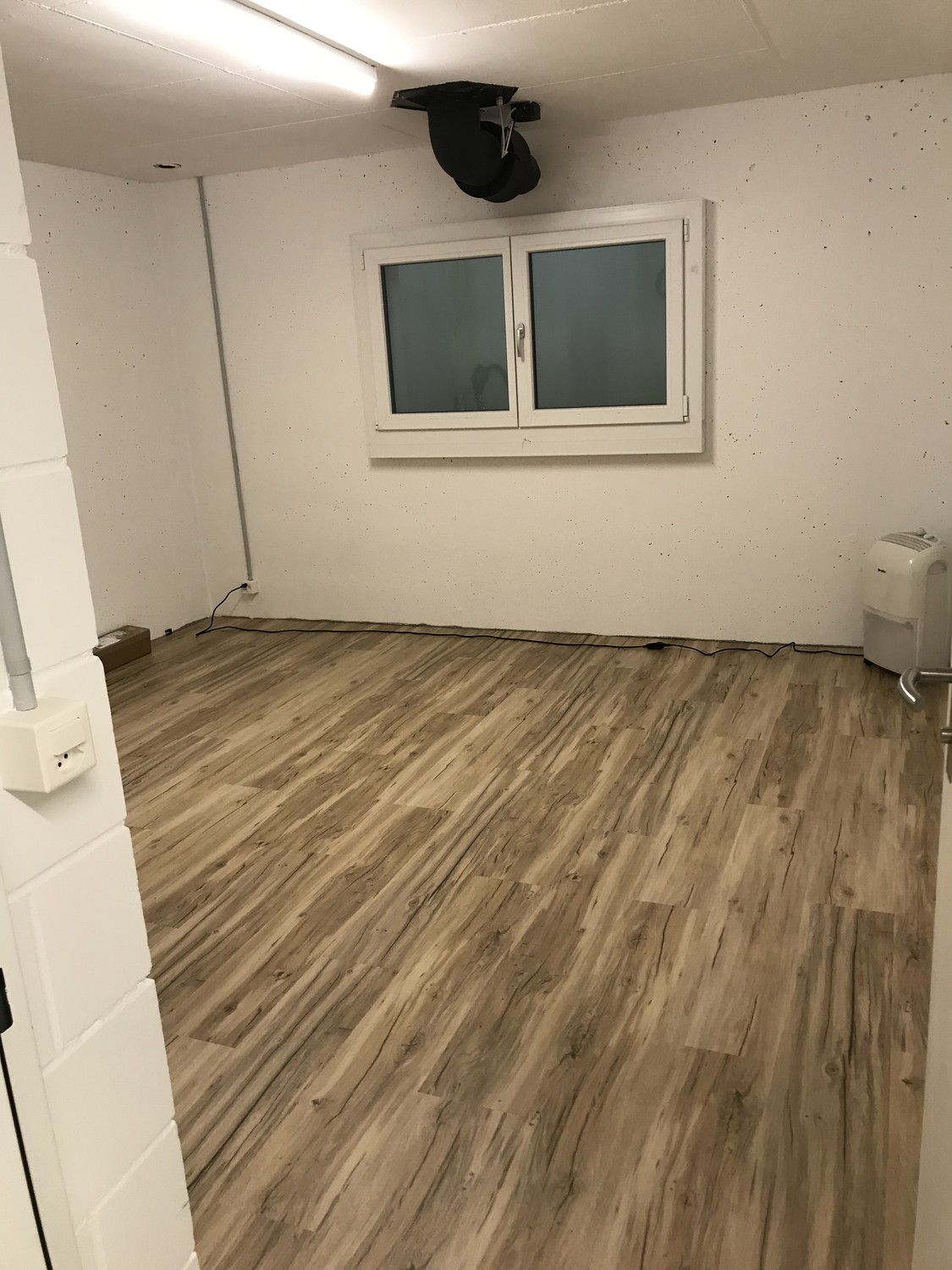 16-16m² commercial