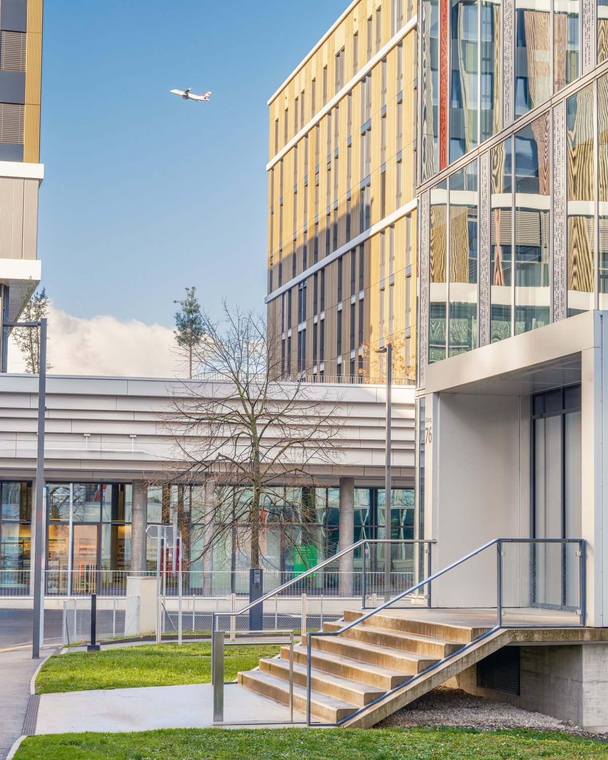 441m² office