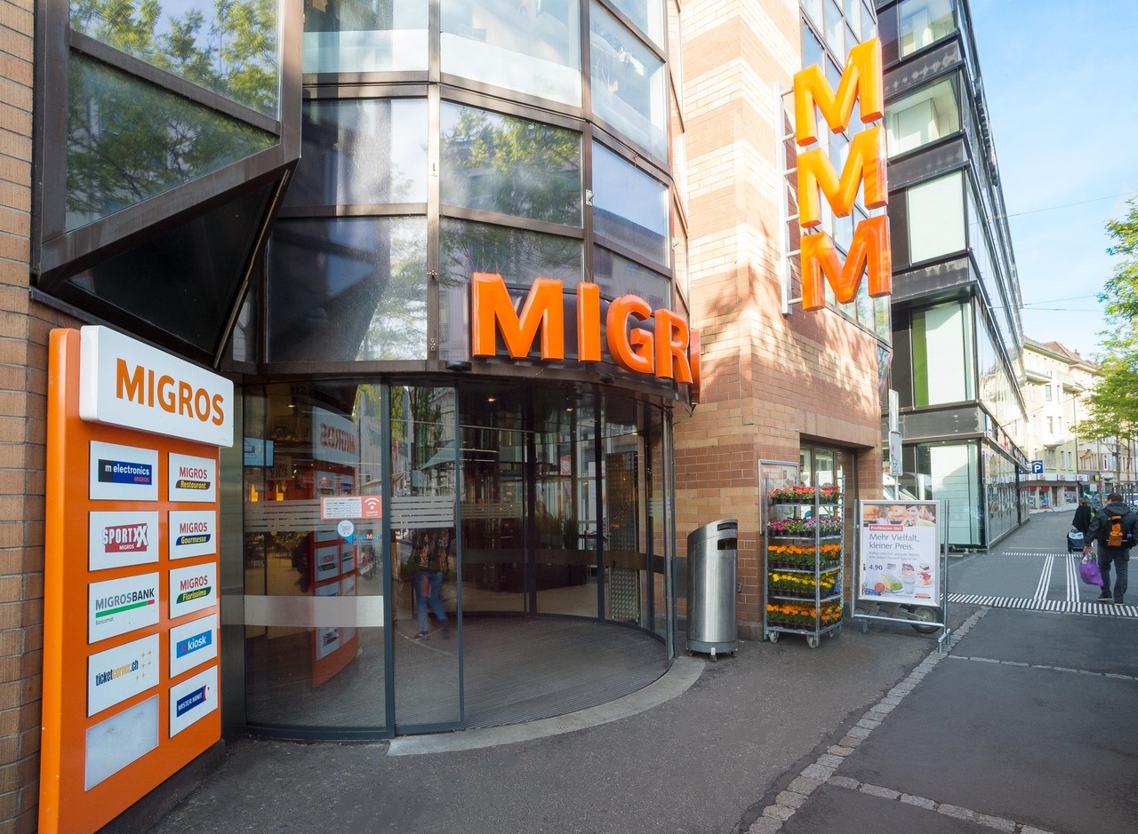400m² commercial
