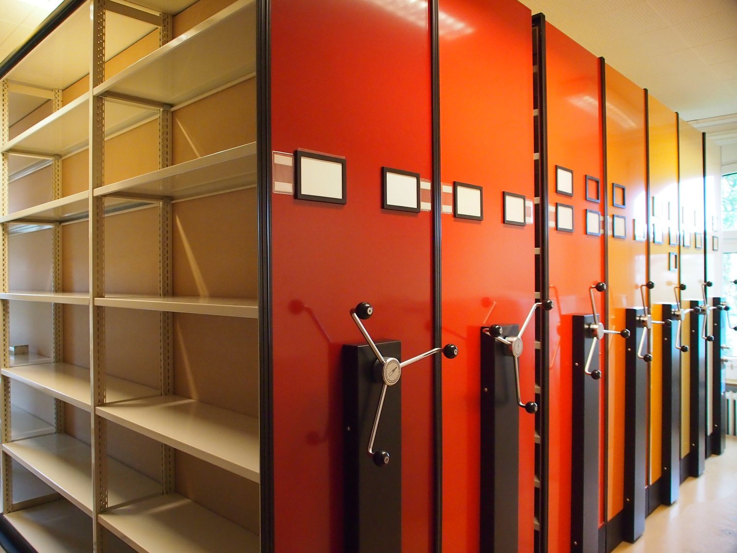 75m² storage room