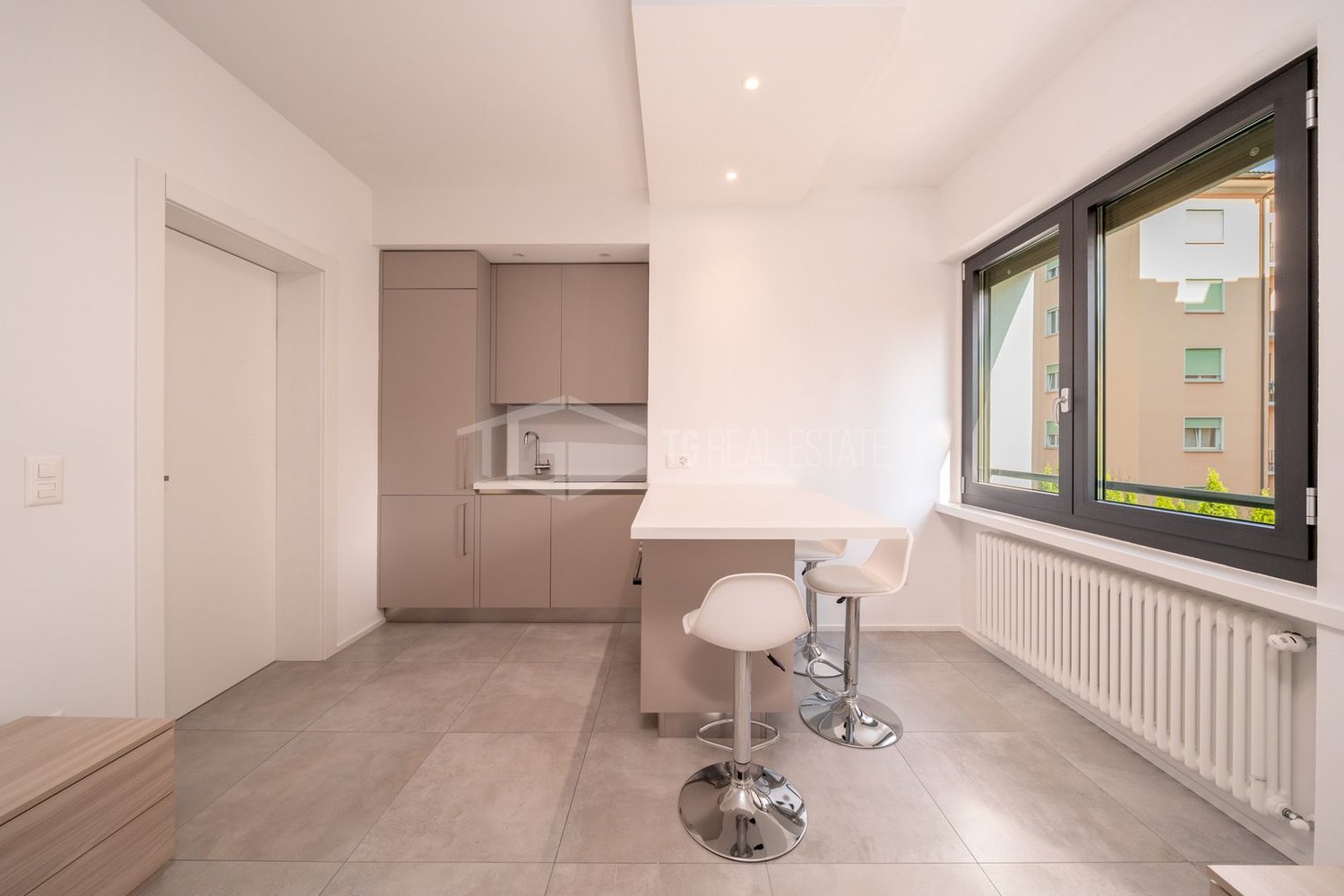 2 ½ Zimmer möblierte Wohnung