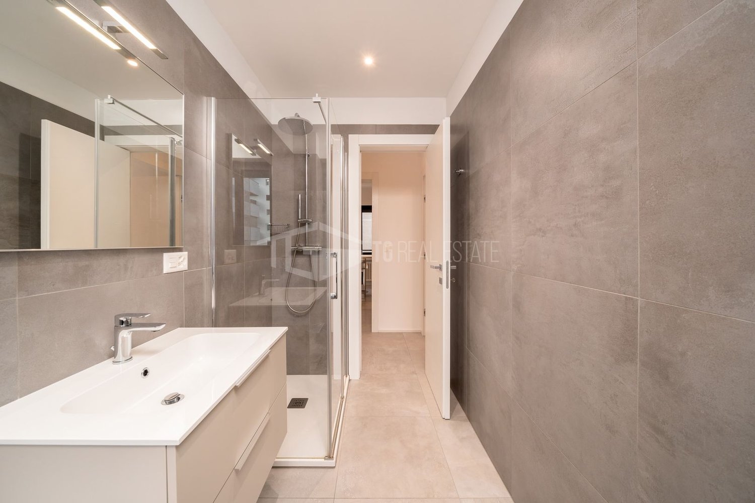 2 ½ Zimmer möblierte Wohnung