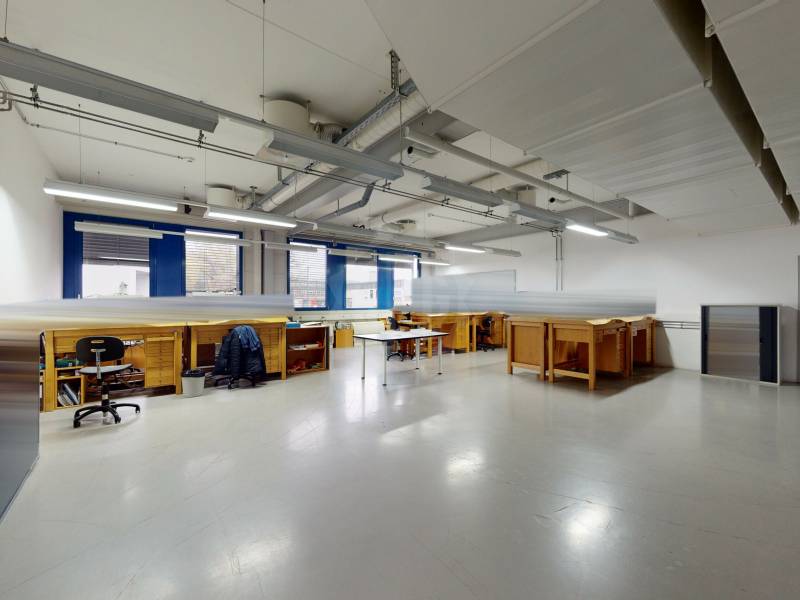 2810m² Industrieobjekt