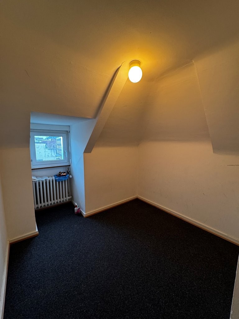 1 room single room