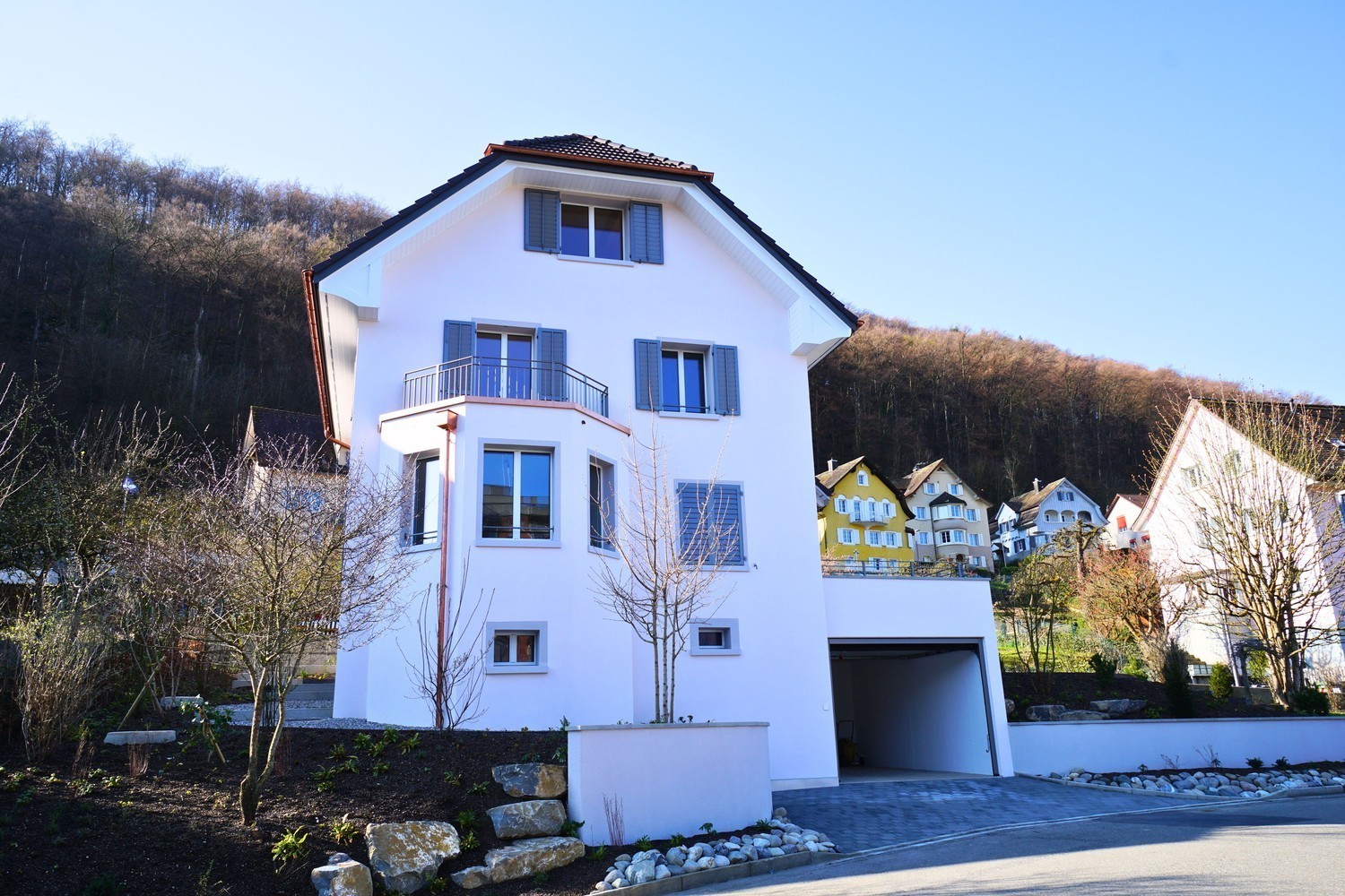 5 rooms single house